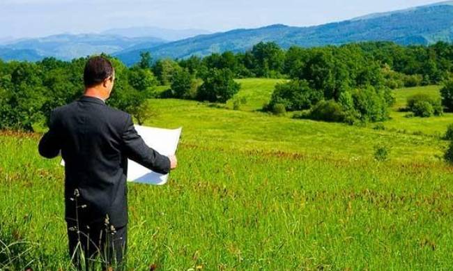 Продаж землі іноземцям: сценарії для України на шляху до ЄС фото