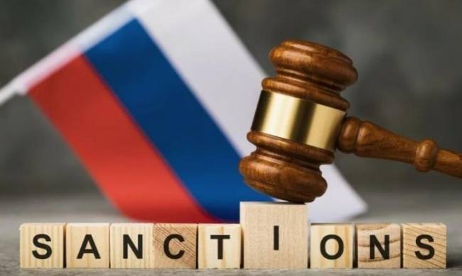 Лазівки у санкціях: які країни допомогли РФ заробити мільярд євро 2023 року фото
