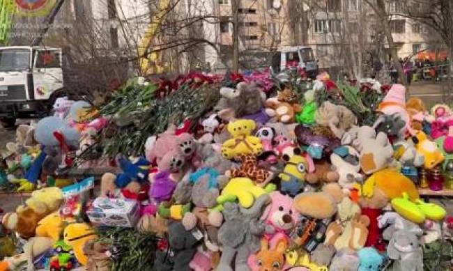 Загинули разом з дітьми: в Одесі росіяни  вбили майже всю родину військових фото