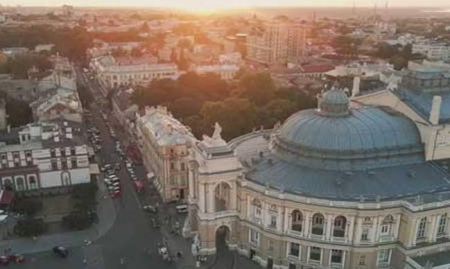 В Одесі та області повернули світло, але закликають не навантажувати мережу фото