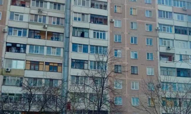 Повилітали вікна у багатоповерхівках:  у Хортицькому районі Запоріжжя ліквідували наслідки ракетного обстрілу фото