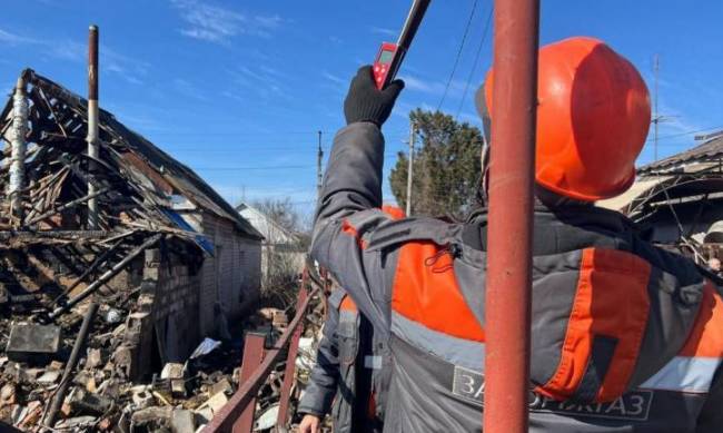 У приватному секторі Запоріжжя через нічну атаку ворога пошкоджені газові мережі фото