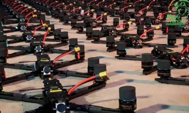 Пікапи, безпілотники, FPV-дрони і антени: Запорізька ОДА оголосить чергові тендери на закупівлю техніки для військових фото