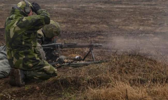 У Швеції військові на навчаннях відпрацьовують сценарій нападу РФ, а не вигаданих країн — шведський підполковик фото