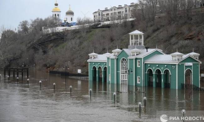 Сергей АУСЛЕНДЕР: В Орде определились, кто виноват в наводнении, которое смывает сейчас Орск, Оренбург, Тюмень и все подряд фото