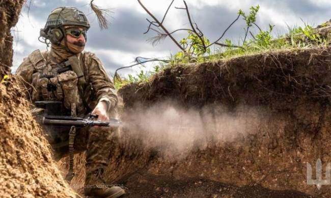 На Оріхівському напрямку окупанти продовжують атакувати позиції наших захисників  фото