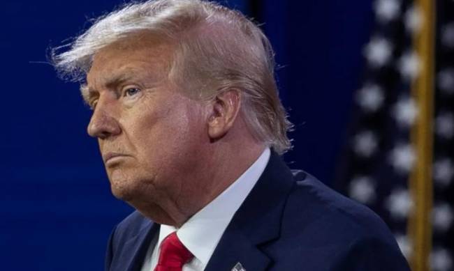 Орбан каже, що Трамп не дасть ні копійки Україні. Той пояснив, що малось на увазі фото