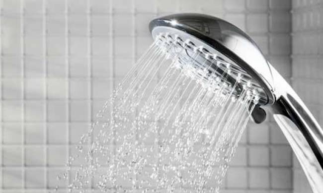 Як контрастний душ впливає на організм та кому він потрібен фото