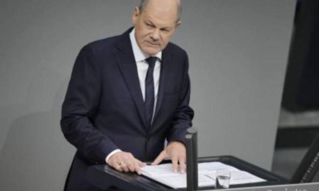 Шольц зробив несподівану заяву про саміт миру в Швейцарії: чи чекати на кінець війни  фото