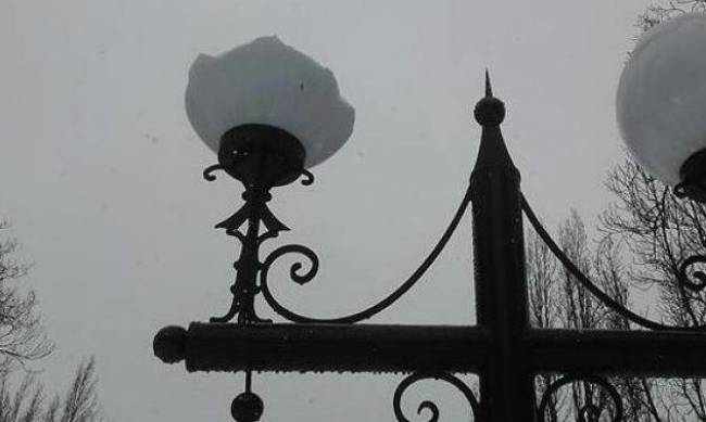 Олександр АНДРУЩЕНКО: Тіні під розбитим ліхтарем фото