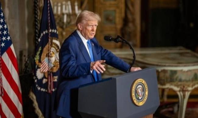 Трамп заявив, що готовий взяти участь у зустрічі Зеленського та Путіна фото
