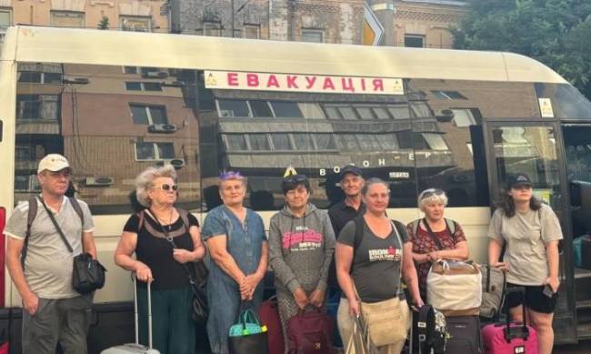 Евакуація із Запоріжжя та області: як рятують людей із прифронтових громад фото