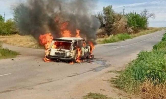 У Запорізькій області ворожий дрон влучив в автомобіль: загинуло двоє людей фото