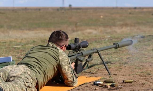 Український снайпер встановив новий світовий рекорд, ліквідувавши окупантів з 4 км фото