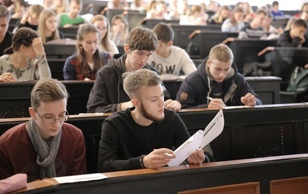 Студенти, які вийшли за межі академічної програми, не отримають відстрочку від мобілізації — законопроєкт фото