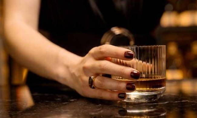 Как пить виски летом: коктейли и лайфхаки фото