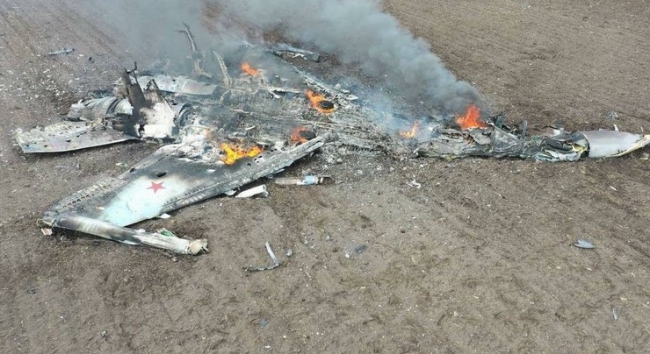 Українські військові збили російський Су-34, що атакував Запоріжжя фото