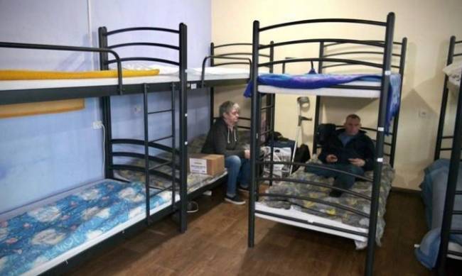 У Запоріжжі понад тисячу місць для розселення мешканців у шелтерах фото
