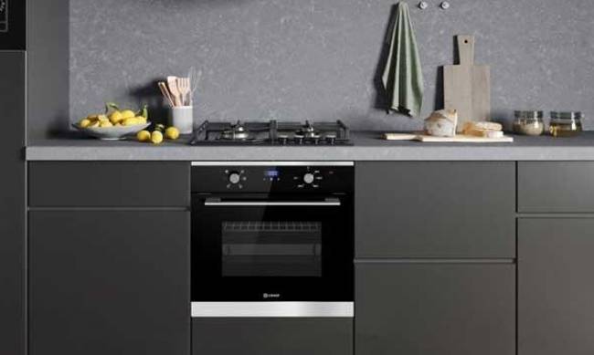 Як доглядати за духовою шафою, щоб вона не втратила вигляд і функції фото