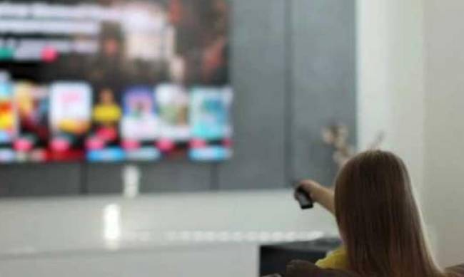 Українські телеканали для любителів документальних фільмів фото