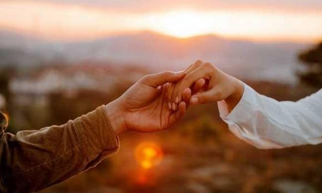 Любовні романи, які не схожі один на одного: що нового в жанрі? фото